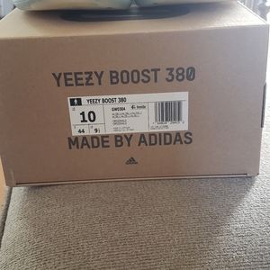 COPY - Yeezy Boost 380